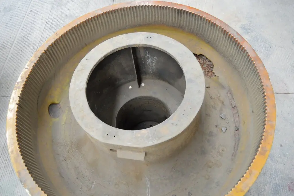 Olla de máquina vibradora antes del recubrimiento